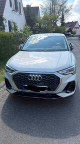 Audi Q3 Sportback 40TFSI quattro Stronic Navi LED SHZ - Audi Q3 von privat