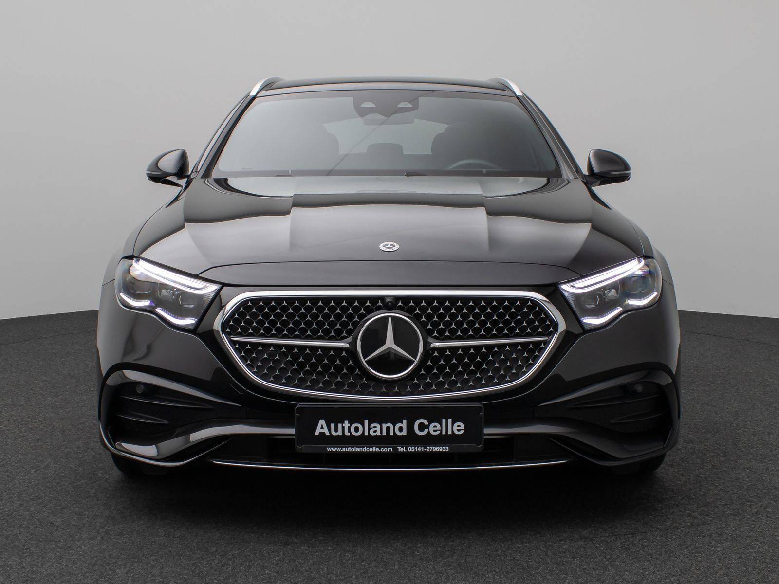Fahrzeugabbildung Mercedes-Benz E 450d 4Matic AMG Line Advanced+ Pano 360°21Zoll