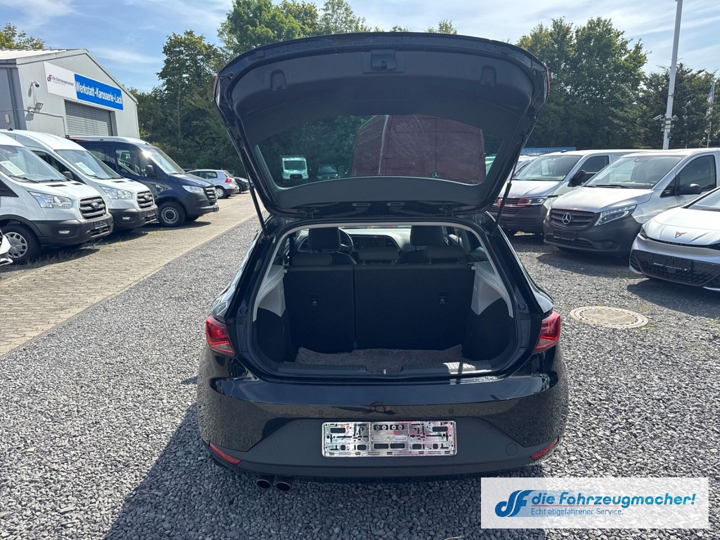 Fahrzeugabbildung SEAT Leon FR Sportpaket Memory Sitze LED *EXPORT