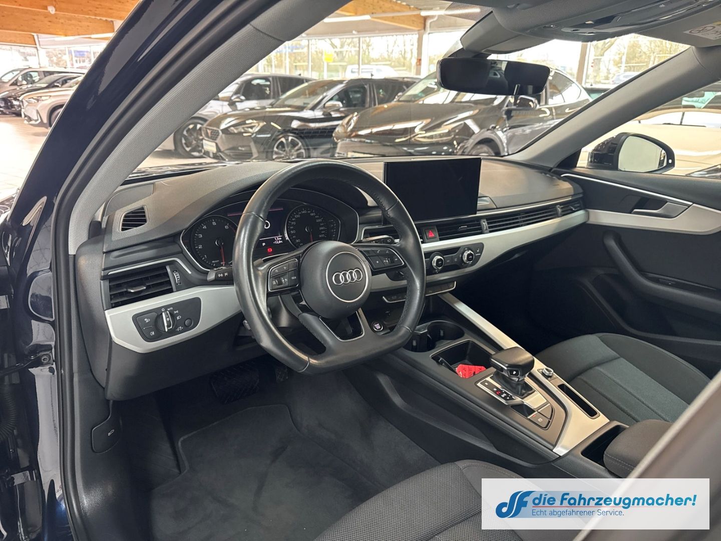 Fahrzeugabbildung Audi A4 Avant 40 TFSI AHK-klappbar Navi LED El. Heckk