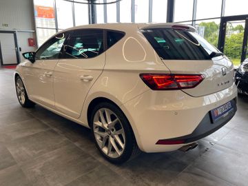 Seat Leon FR *LED*NAVI*SZHZ*TEMPOMAT*SPORTSITZE*TOUCH