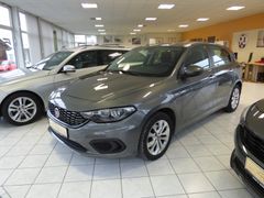 Fiat Tipo Hatchback 1.3 MultiJet EASY Parkpilot