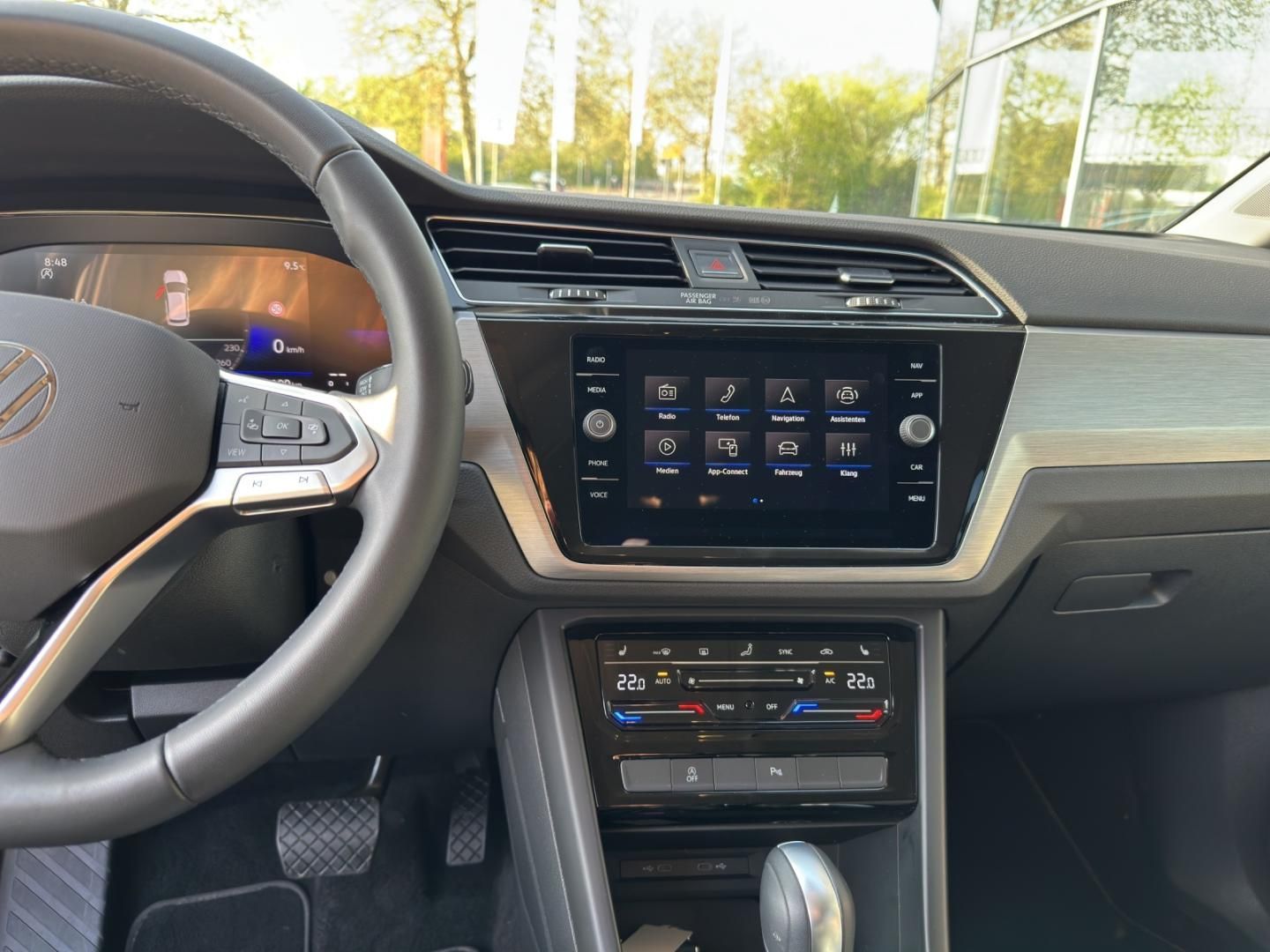 Fahrzeugabbildung Volkswagen Touran BMT 1.5 TSI Comfortline AHK,Kamera,Navi