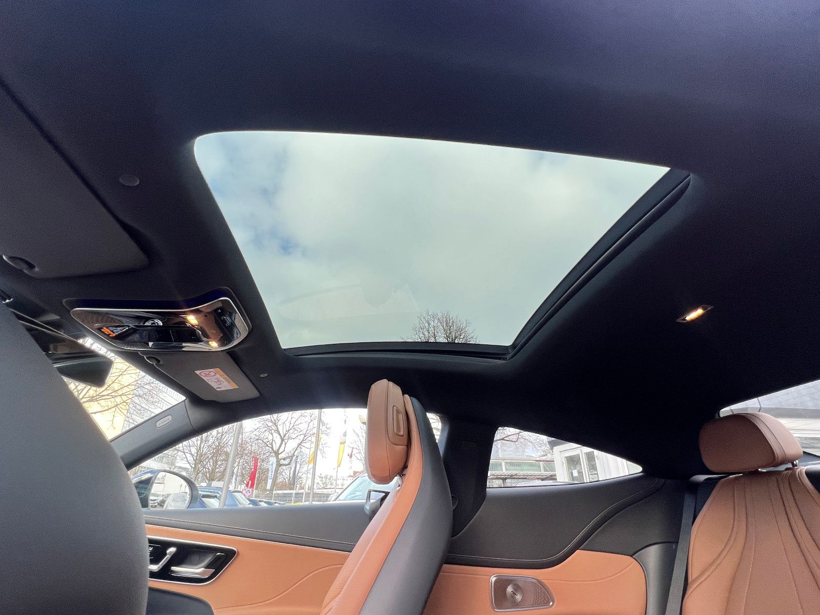 Fahrzeugabbildung Mercedes-Benz CLE 200 AMG LINE PREMIUM PANORAMA SITZKLIMA