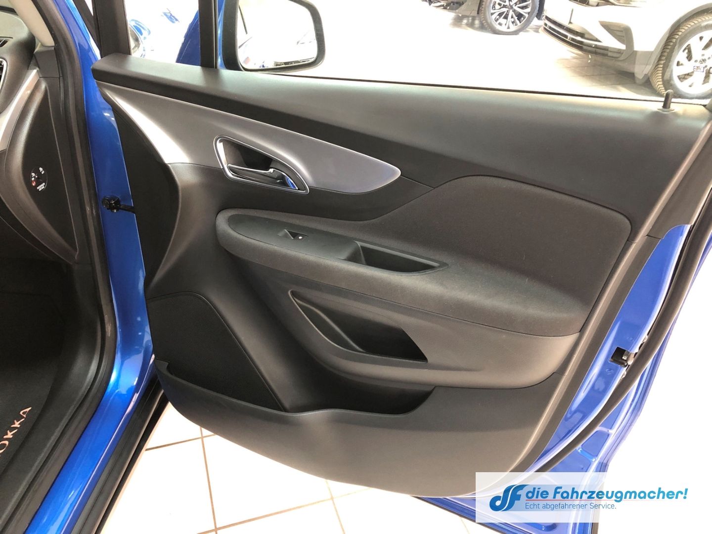 Fahrzeugabbildung Opel Mokka Edition ecoFlex 1.6 Mehrzonenklima SHZ Len