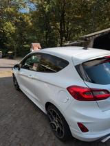Ford Fiesta 1,5 EcoBoost ST mit Styling-Paket ST ... - Ford Fiesta ST-mit-Styling-Paket mit Benzin-Antrieb