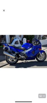 Honda RC 45 / VFR 800 - HONDA RC 45