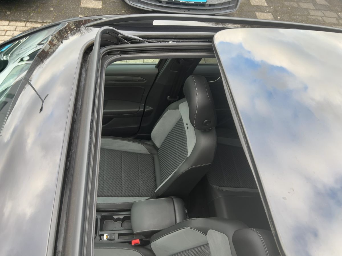 Volkswagen T-Roc - Bild 17