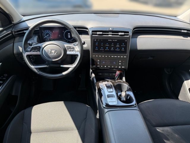 Fahrzeugabbildung Hyundai Tucson Trend Plug-In Hybrid 4WD +LED+SHZ+RFK+PDC