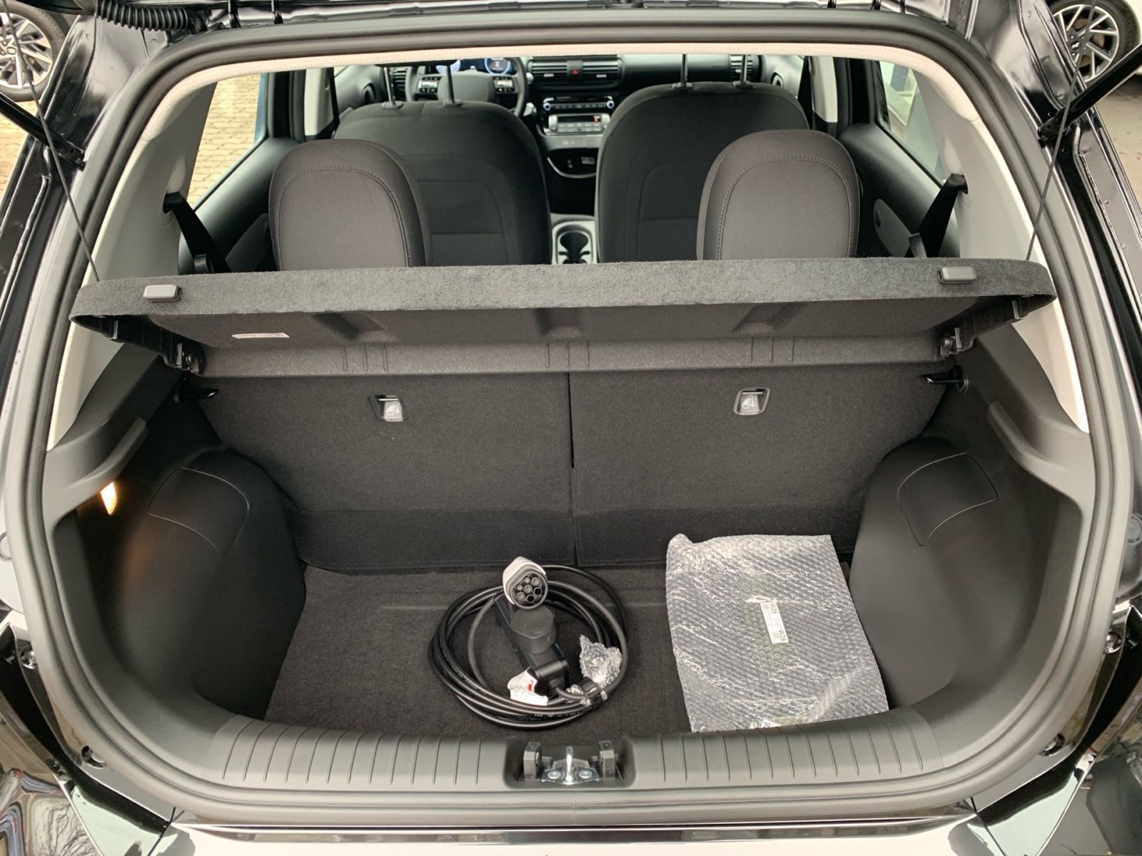 Fahrzeugabbildung Hyundai INSTER EV 49 kWh Select Effizienz-Paket Navi