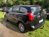 Peugeot 5008 Active I PDC I NAVI I S-HEFT I SHZ I AHK - gebrauchte Peugeot 5008 aus dem Jahr 2015