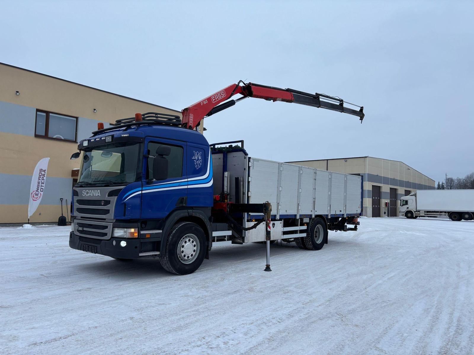 Scania P320 4x2 + FASSI F165A + Drop side Platform + EU