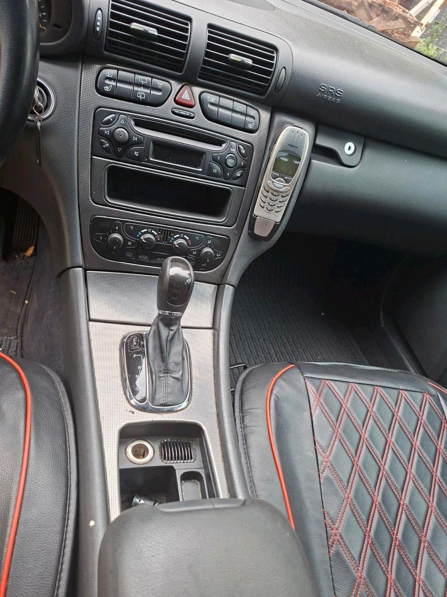 Mercedes-Benz C180 2004 — photo 5