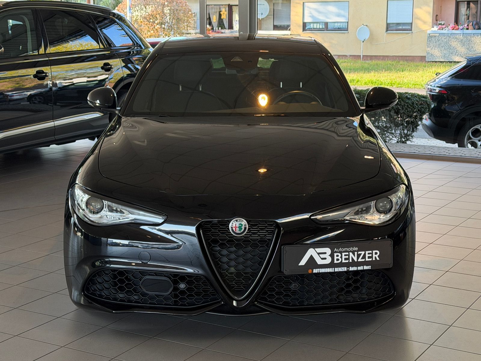 Fahrzeugabbildung Alfa Romeo Giulia Sprint /KAMERA/ALL-BLACK/CAR-PLAY