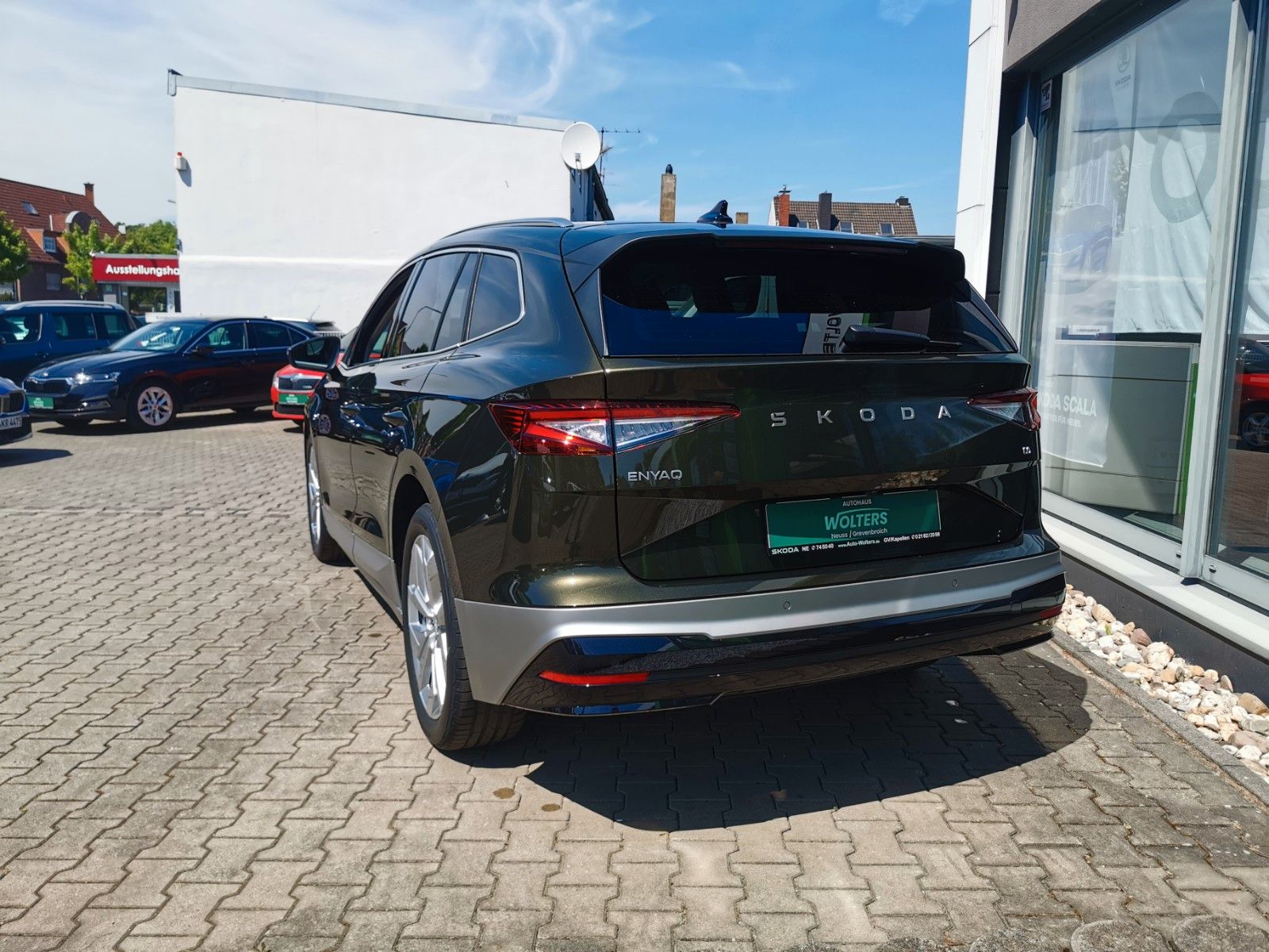 Fahrzeugabbildung SKODA Enyaq 60 Loft Navi 20´´ Clima LED