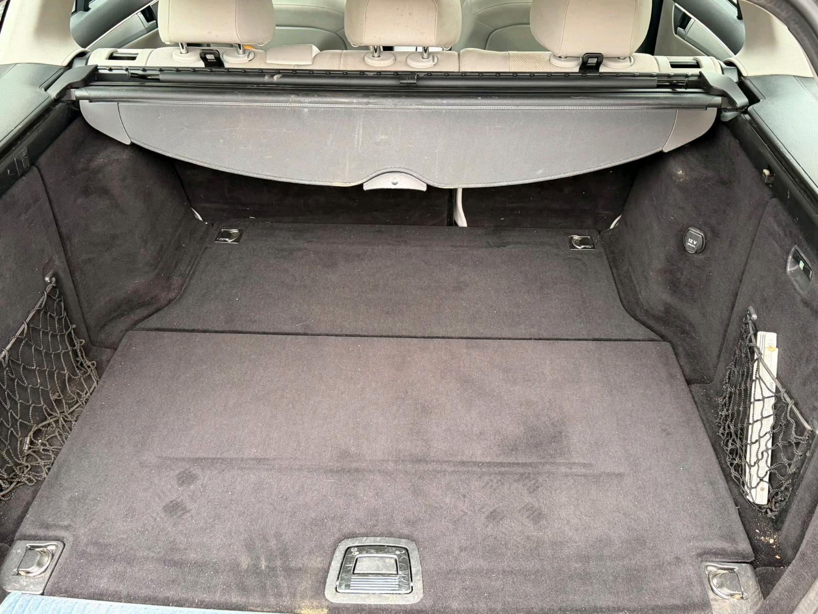 Mercedes-Benz C180 2009 — photo 11
