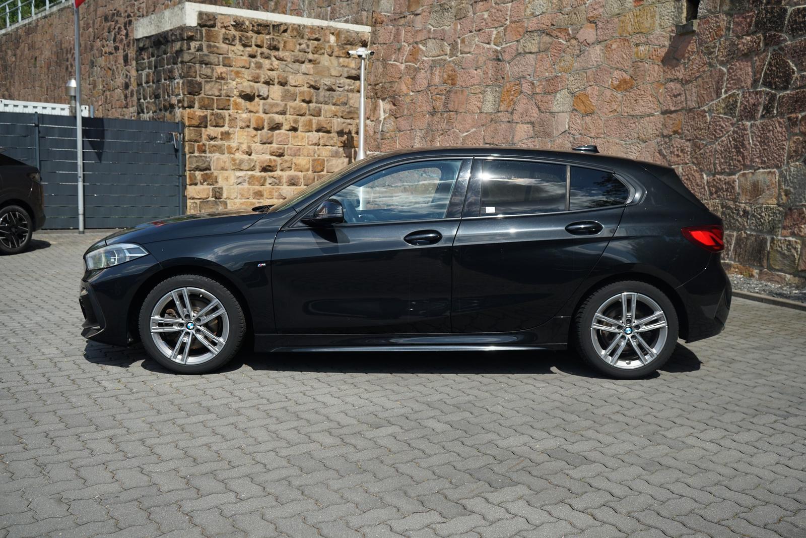 BMW 118 i M Sport Aut. LED Navi Sitzheizung PDC, миниатюра 3