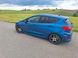 Ford Fiesta 1,5 EcoBoost ST mit Styling-Paket ST ... - Ford Fiesta: Blau, Metallic