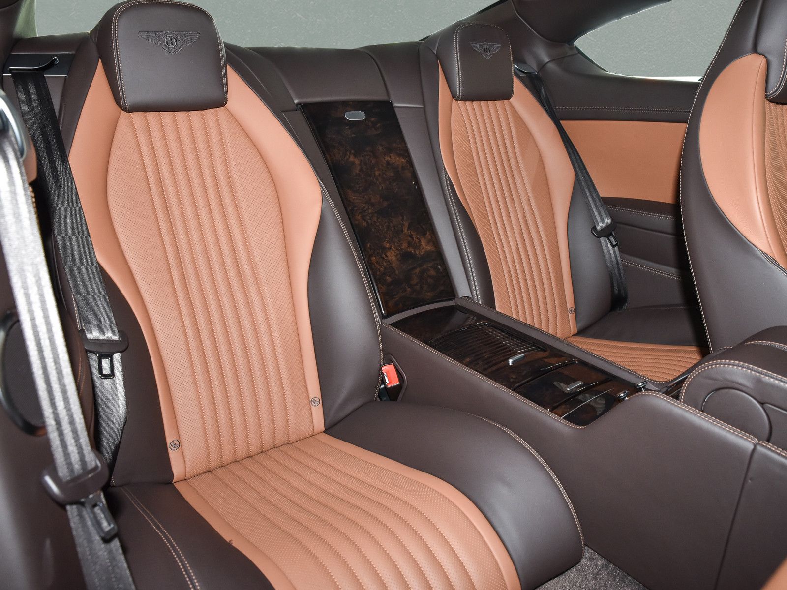 Fahrzeugabbildung Bentley Continental GT V8 S - Premier Spec | Sportabgas