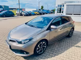 Toyota Auris 1.8 Hybrid Design Edition PDC*SH*KAMERA - Toyota Auris mit Hybrid-Antrieb: Limousine