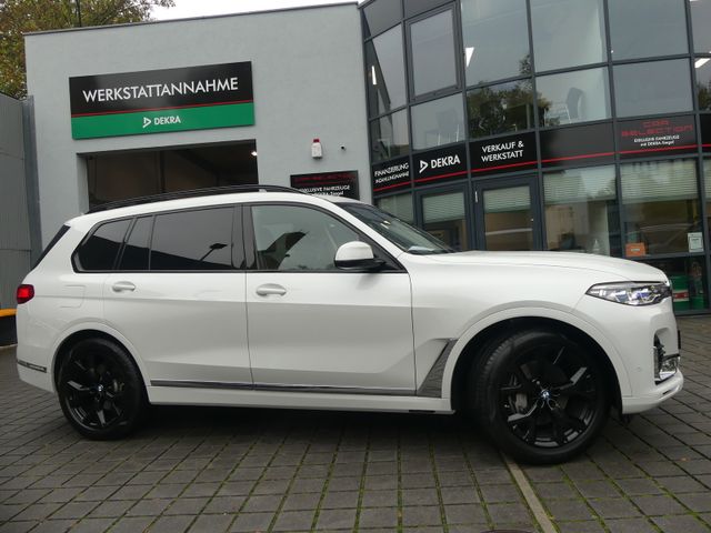 BMW X7 xDrive 40d Design Excel. 7SITZ/SOFT/HUD/STHZ/