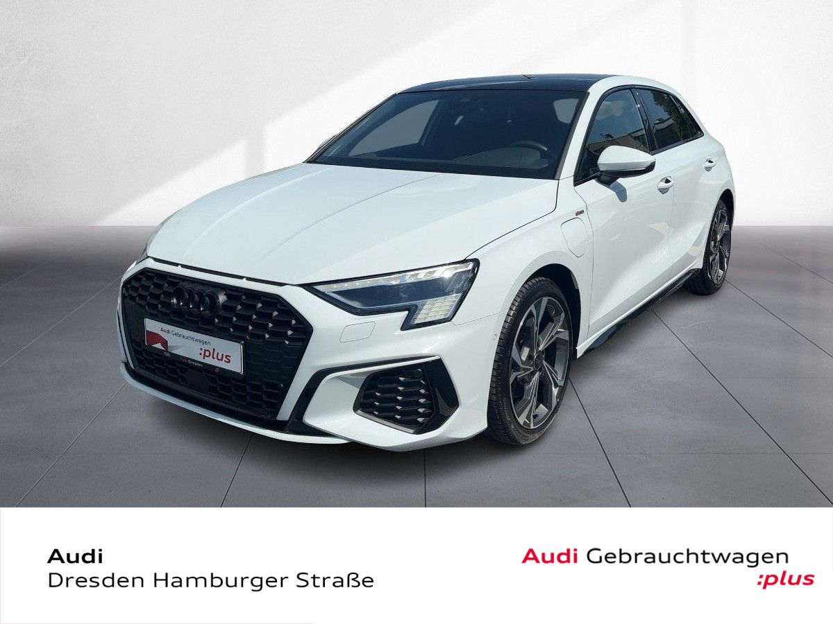 Audi A3 Sportback TFSIe S line 40 S tronic Pano Matri
