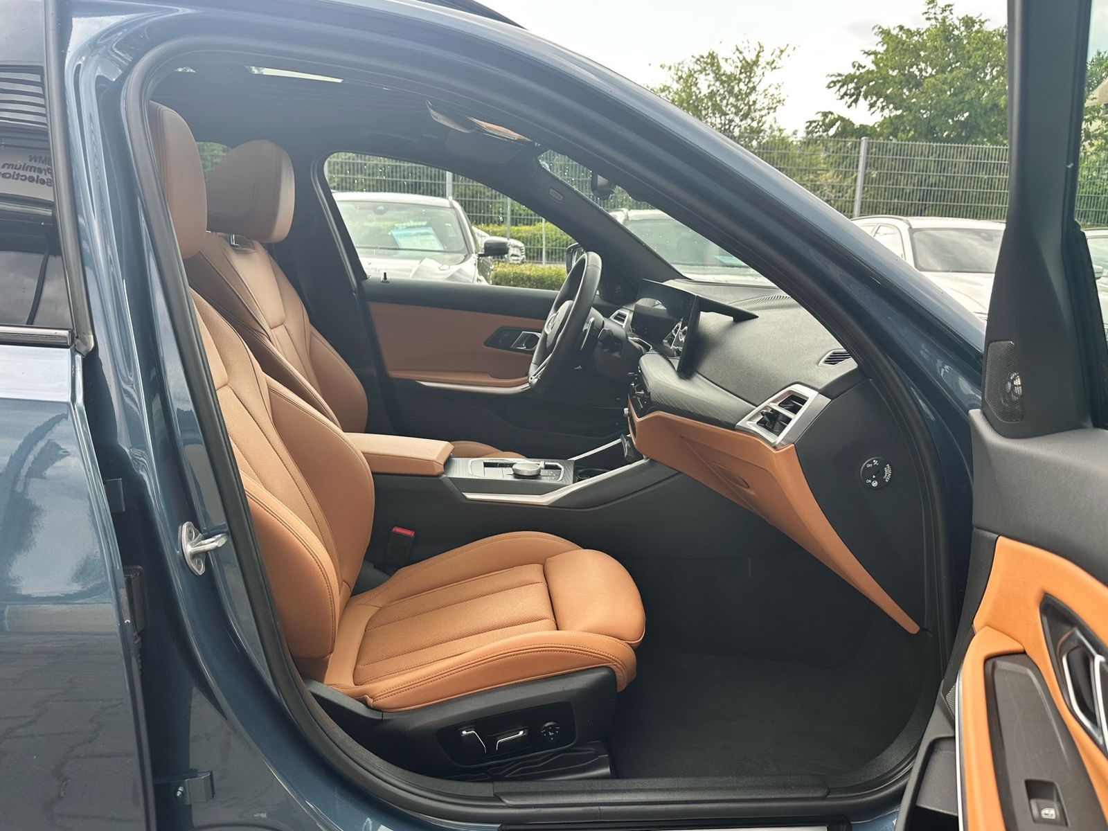 BMW 330 - Bild 24