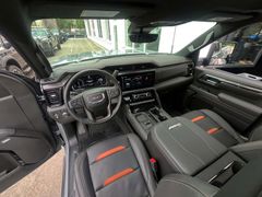 GMC Sierra 2500 Crew Cab 6.6l V8 Duramax TurboDiesel