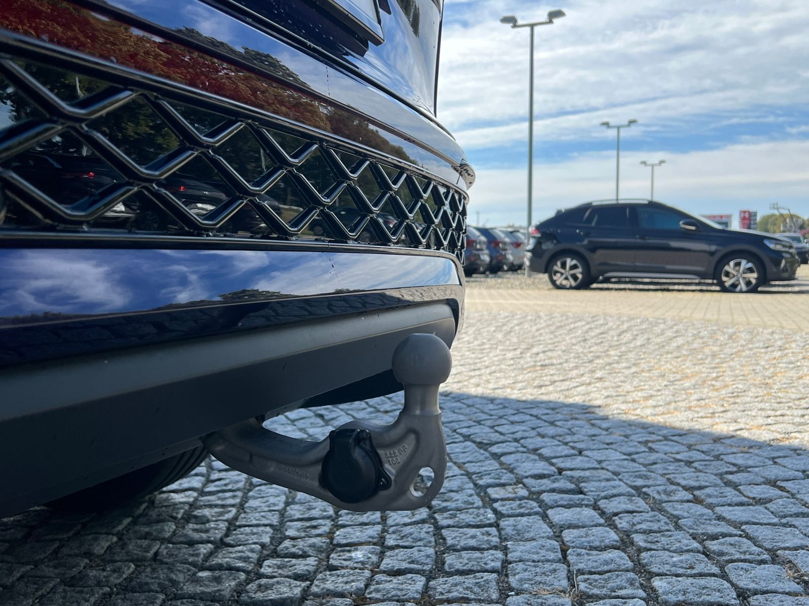 Fahrzeugabbildung Volkswagen Tayron R-Line 2.0 TDI DSG 4MOTION *Panorama, Bla