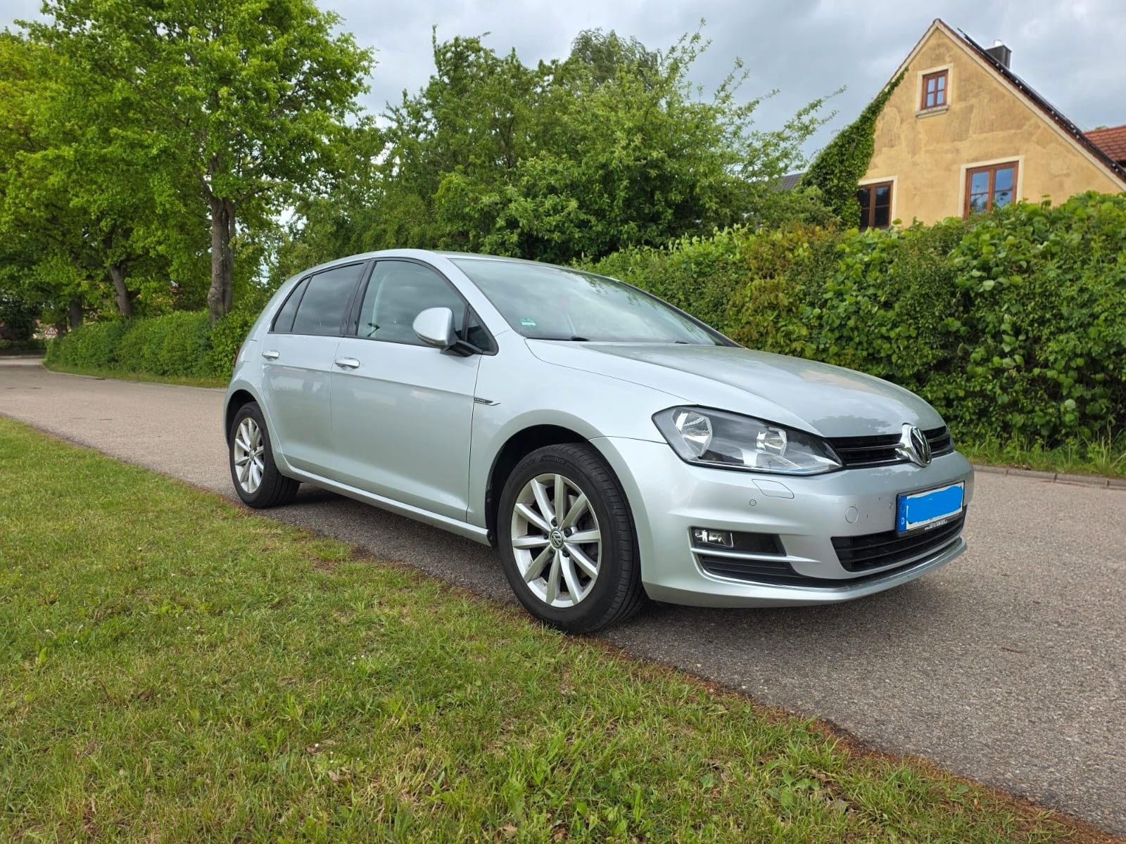 VW Golf 1.4 TSI 92kW DSG BMT LOUNGE 