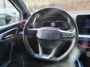 Fotografie 11 des Seat Arona FR Beats Navi Voll-LED Kamera