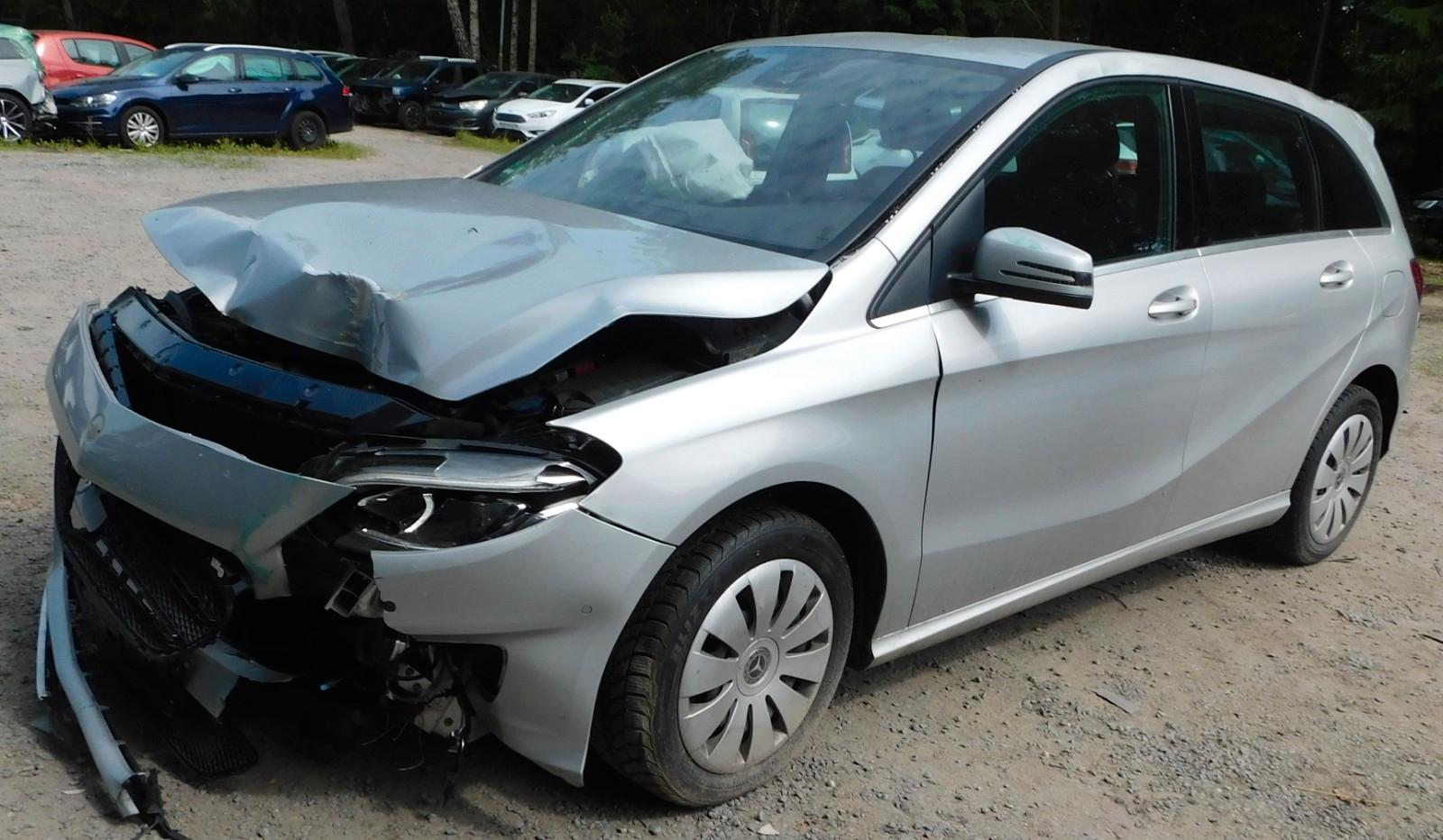 Mercedes-Benz B 220 B -Klasse B 220 4Matic Edition B