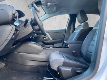 Citroën C4 Shine PT 130 Navi+SHZ+HUD+RFK+Carplay+LED+LM