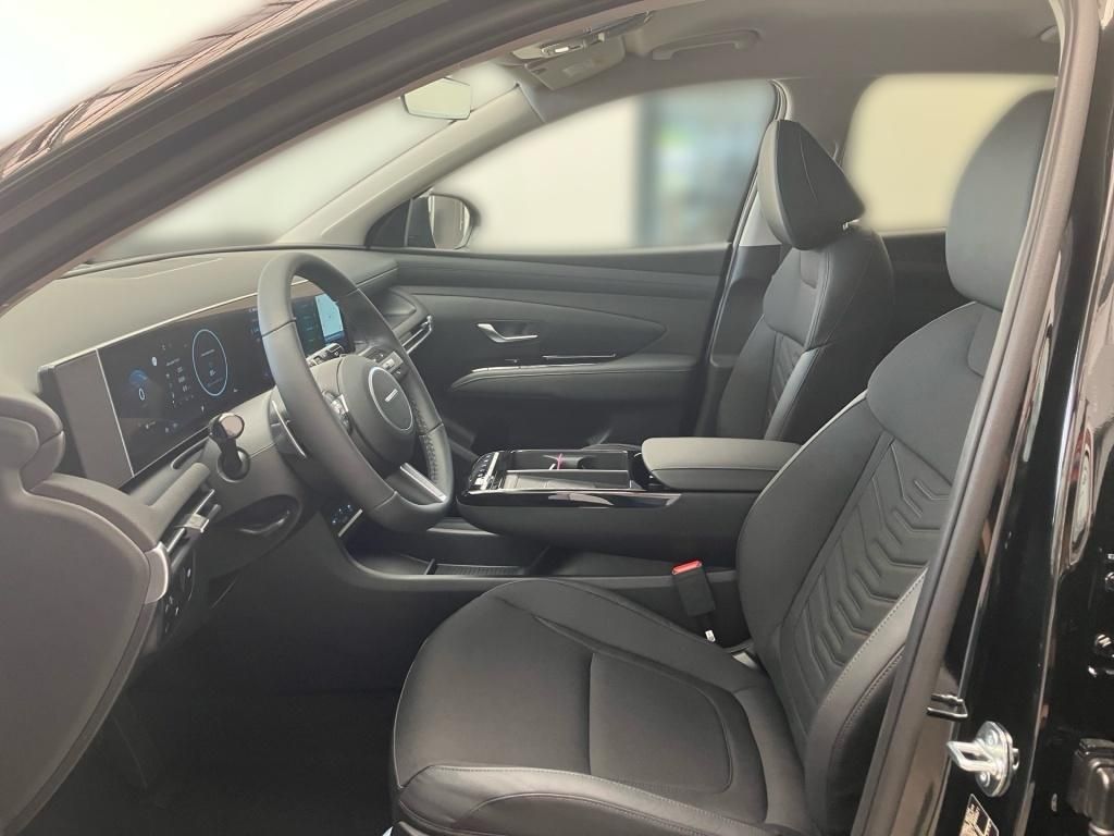 Fahrzeugabbildung Hyundai TUCSON 1.6 T-GDI 2WD 7-DCT Trend 2xKlima Navi