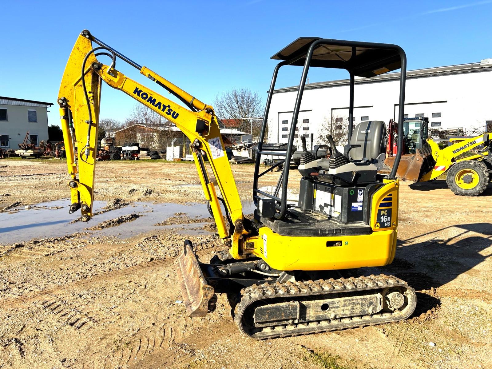 Komatsu PC16R-3HS