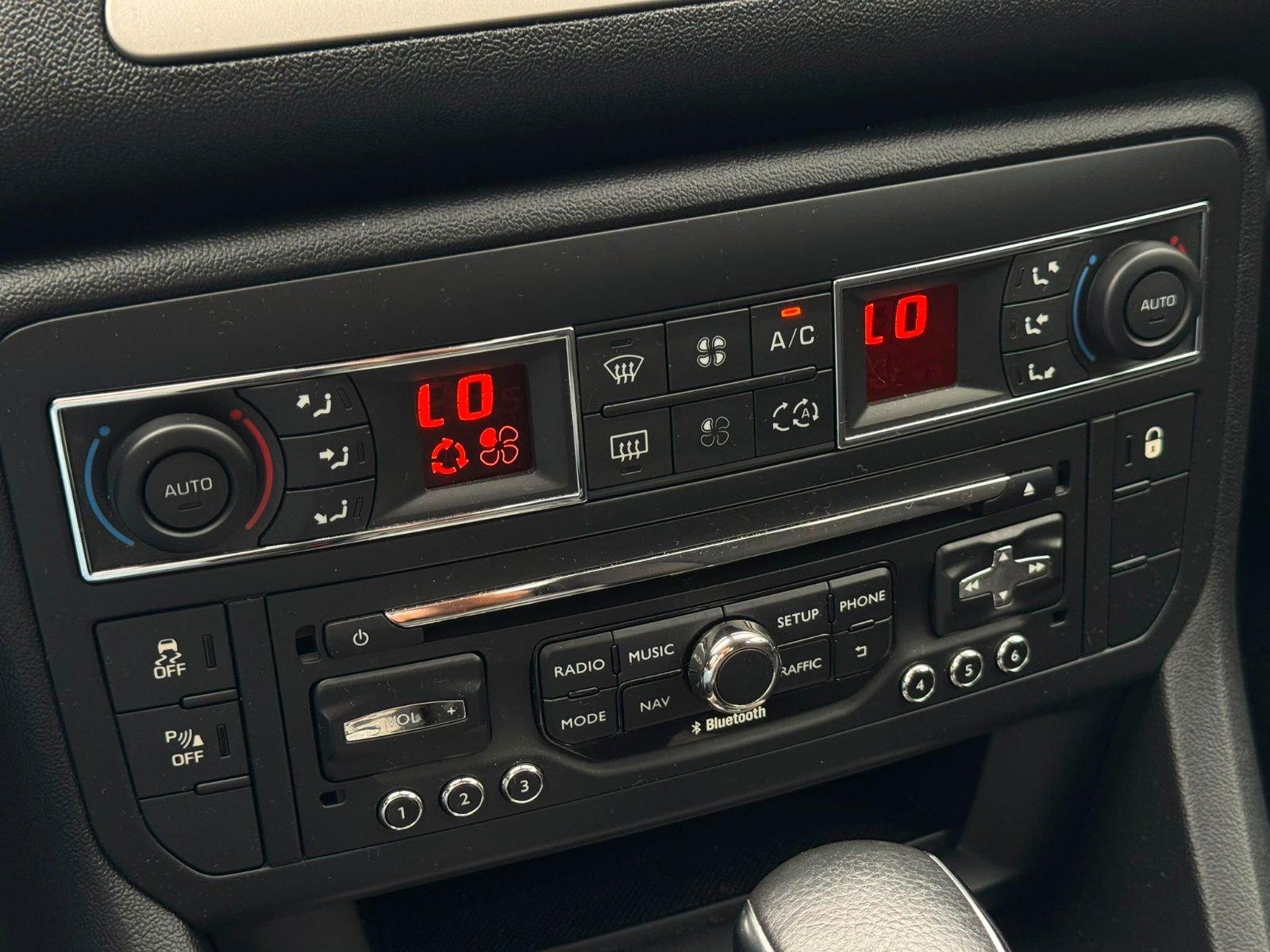 Citroën C5 Confort NAVI. BT. AUTOMATIK. PDF