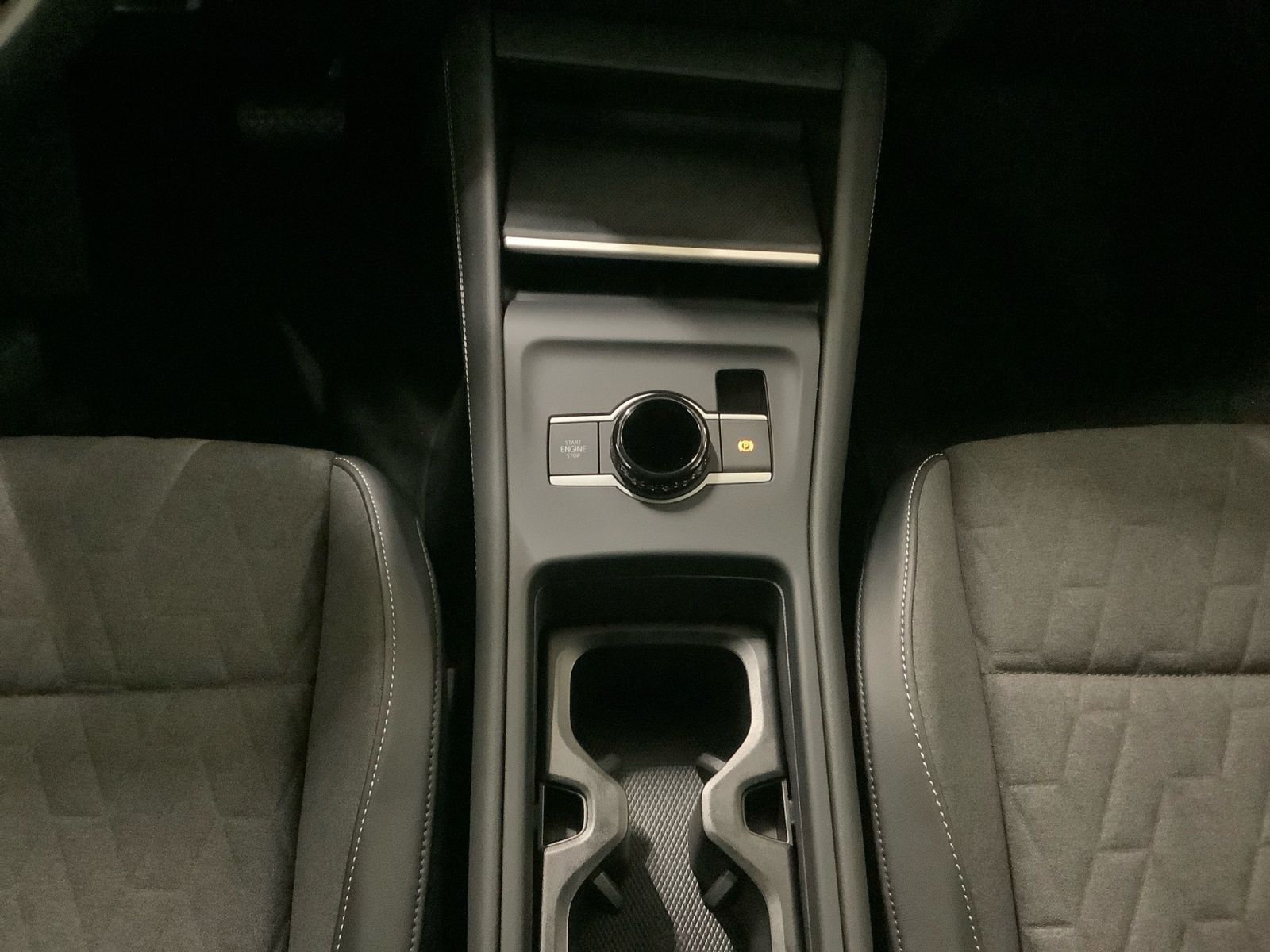 Tiguan Life 1,5 l eTSI 96 kW DSG AZV, ACC, Navi,