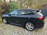 Porsche Cayenne GTS mit Porsche Approved und Standhe. - Porsche Gebrauchtwagen in Regensburg