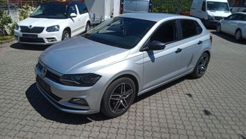 Volkswagen Polo - 1