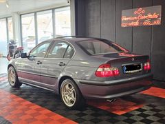 Fahrzeugabbildung BMW 330xi Lim. ( XENON/ SHZ/ KLIMAAUT/ LEDER/ GSHD/