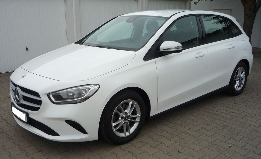 Image of Mercedes-Benz B 180