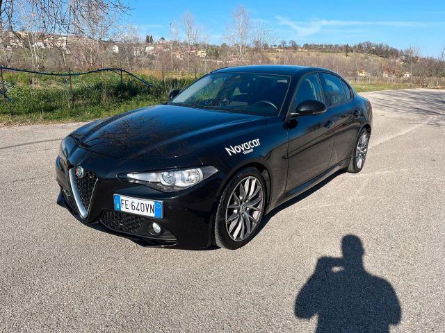 Alfa Romeo ALFA ROMEO GIULIA 2,2 D 150 CV SUPER AT8