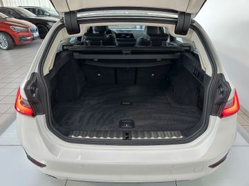 Fahrzeugabbildung BMW 320d Sport Line Stop&Go LiveCockpt+ Kamera HiFi