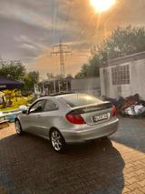 Mercedes-Benz C 230 - gebrauchte Mercedes-Benz C-Klasse aus dem Jahr 2001
