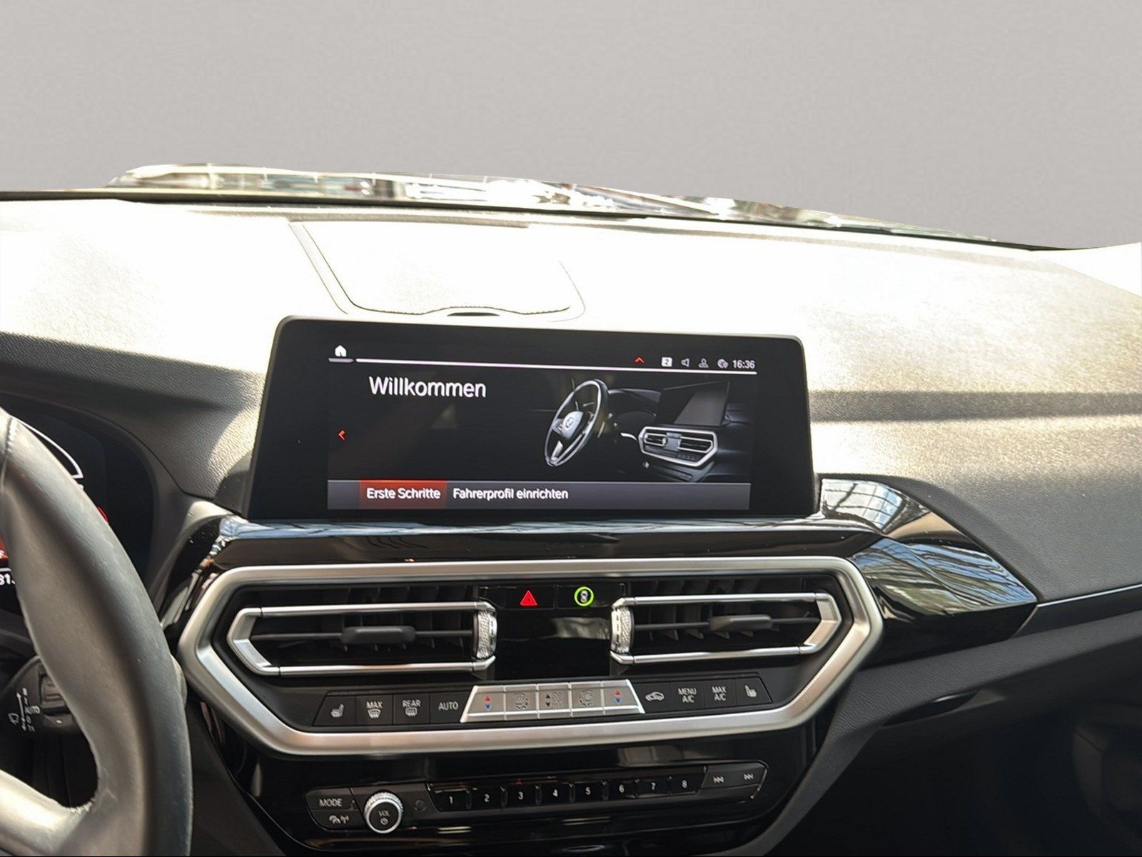 BMW X3 xDrive20i Navi Kamera Pano.Dach Sportsitze foto 12