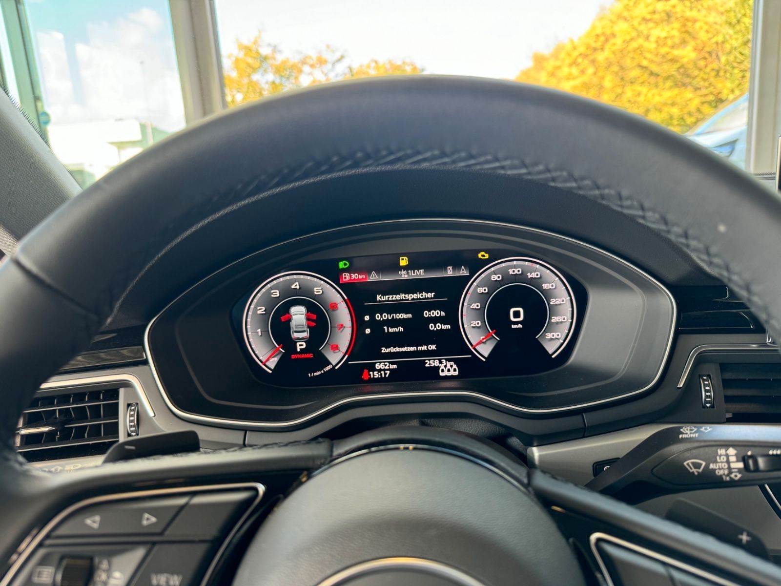 Fahrzeugabbildung Audi A4 Lim. 35 TFSI Advanced / ERST 661 Km!!
