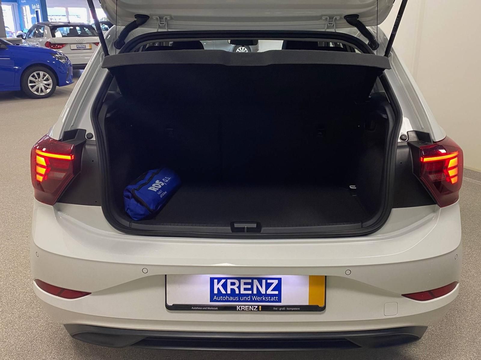 Fahrzeugabbildung Volkswagen Polo 1.0 TSI Life APP+KLIMA+KAMERA+PDC+SITZHEI++