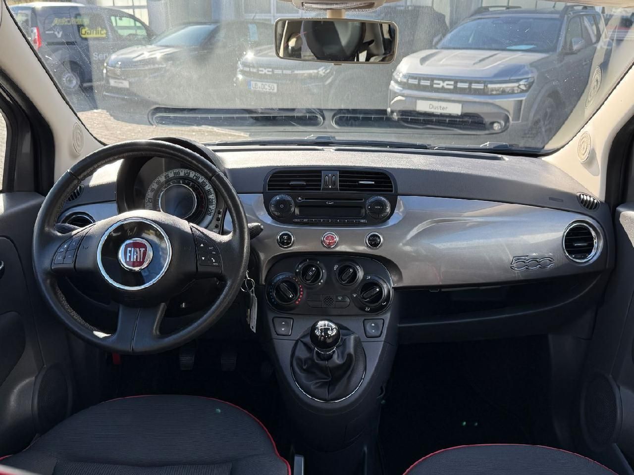 Fahrzeugabbildung Fiat 500 Lounge 1.2