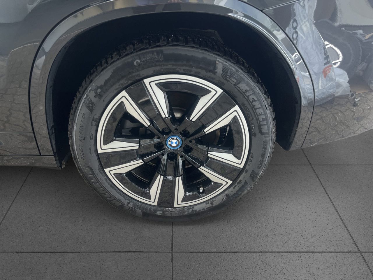 BMW iX3 - Bild 21
