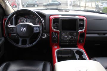 Dodge RAM - 8